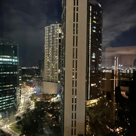 Spacious Bgc 2 Bedroom With A View มะนิลา ภายนอก รูปภาพ