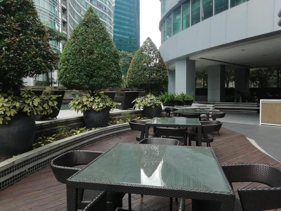 Spacious Bgc 2 Bedroom With A View มะนิลา ภายนอก รูปภาพ