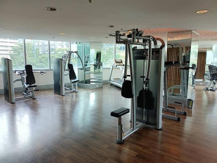 Spacious Bgc 2 Bedroom With A View มะนิลา ภายนอก รูปภาพ